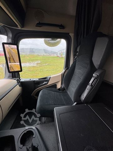 Beverage truck MERCEDES-BENZ ACTROS 2540 L/ 2 x LBW / LENKACHSE / KOMPLETTZUG