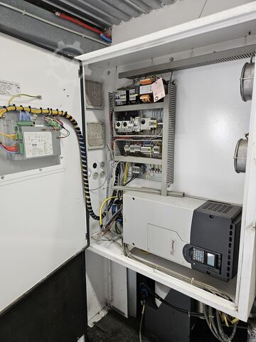 Oil-free screw compressor CompAir  D75HRS-10A 75kw 11,4m3/min 10bar oil-free