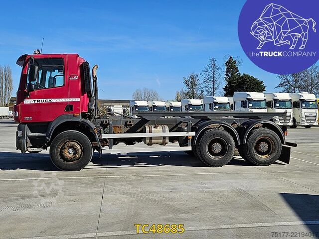 Chassis with cab DAF 85 CF 360