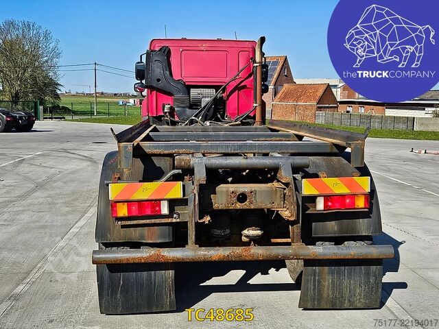 Chassis with cab DAF 85 CF 360