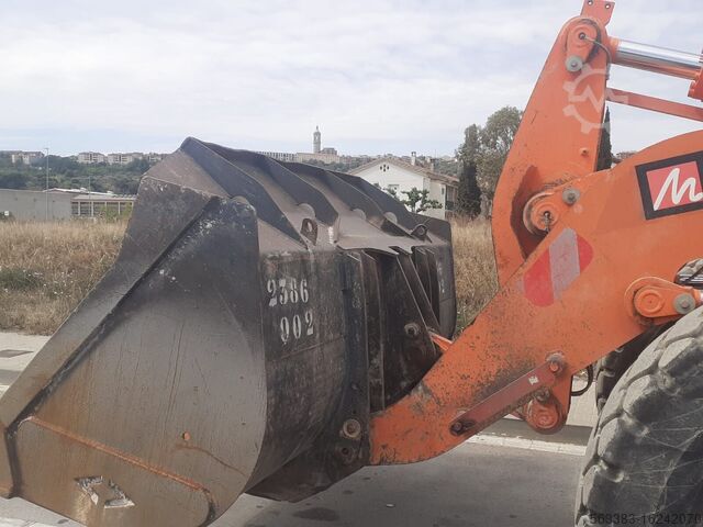 Wheel loader Doosan DL300