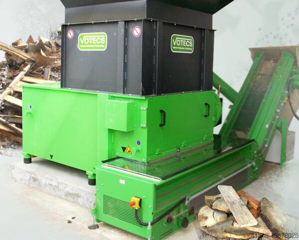 Holzzerkleinerer mit Steigförderband m. Votecs EZ 10 - 2