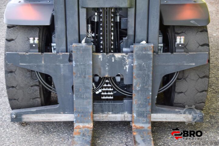 Vierrad-Gabelstapler Linde H50D 1204 Triplex 482 UUR!!