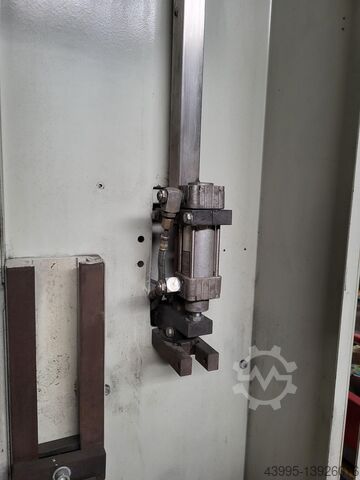 Centerless contact belt grinding machine Löser KS100 BA