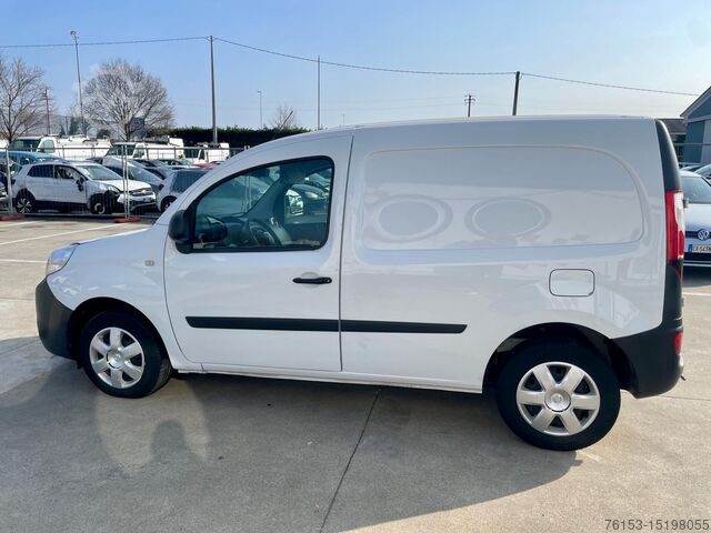 Panel van Nissan NV 250