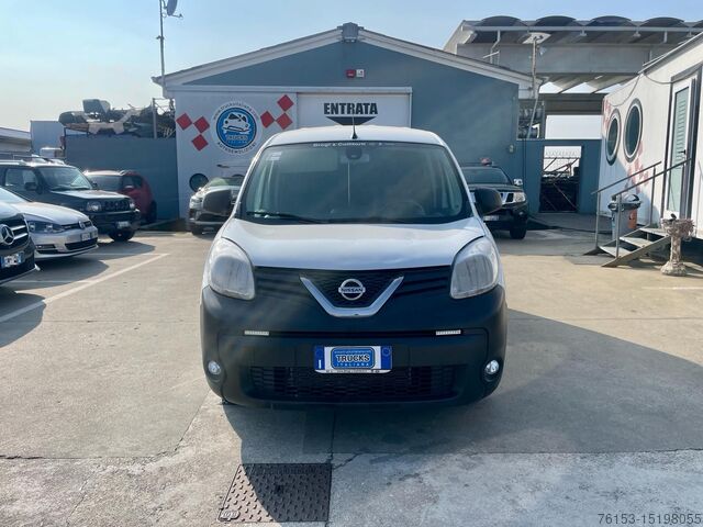 Panel van Nissan NV 250