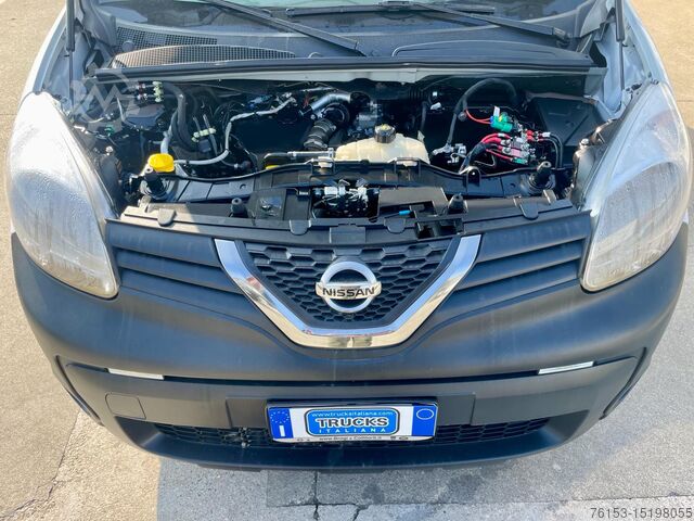 Panel van Nissan NV 250
