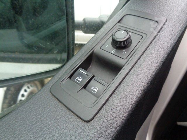 Pritschenwagen VOLKSWAGEN T6 Doka 4motion 1. Hand Klima