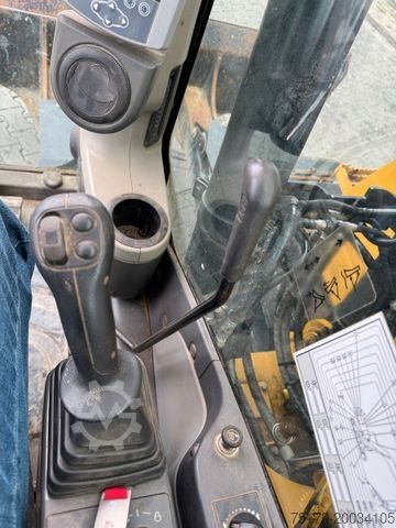 Kettenbagger CATERPILLAR 311 FLRR / 2017 / 2.788h / TL / hydr. GR