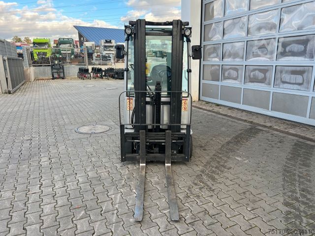 Frontstapler STILL RX20-14 / Triplex: 4.60m! / nur 2.438h! / SS