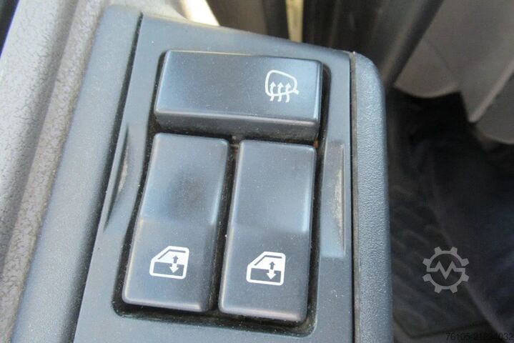 Schiebeplane DAF LF 250 250 bak + klep + schuifzeil E6