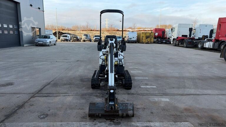 Minibagger Bobcat E10 Z (BE MACHINE / 438H / MIN WIDTH 0.73M / TO...