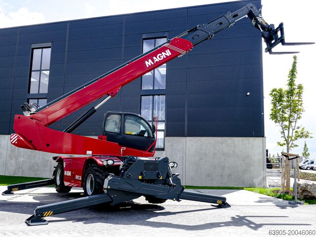 Rotating forklift Magni RTH 7.26