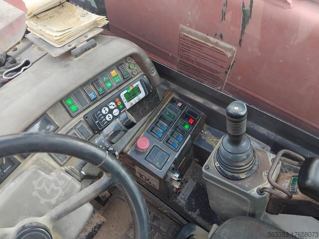 Telescopic forklift Manitou MRT1742