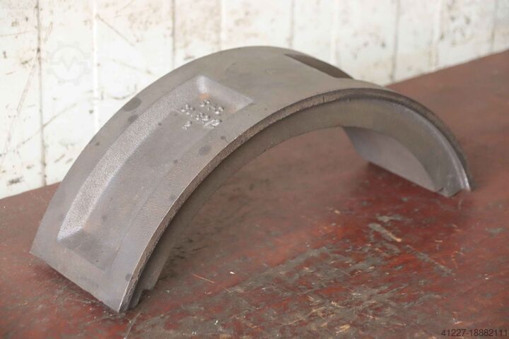 Shot blasting machine spare and wear parts unbekannt V105