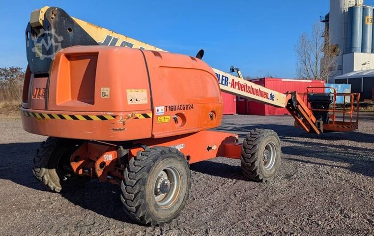 Telescopic boom lift JLG 460 SJ