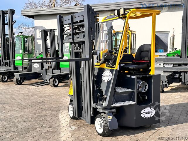 4-way forklift truck Combilift C3000CB / GAS / TRIPLEX / 4900MM / 4807H