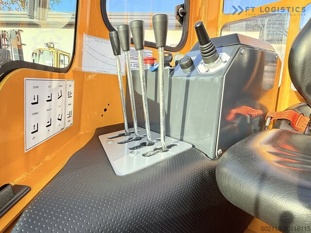 Four-way forklift Combilift C3000 GAS DUPLEX 4500 FREE LIFT CABIN