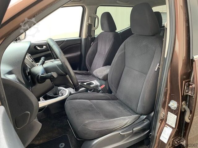 Pritschenwagen Nissan Navara pick-up