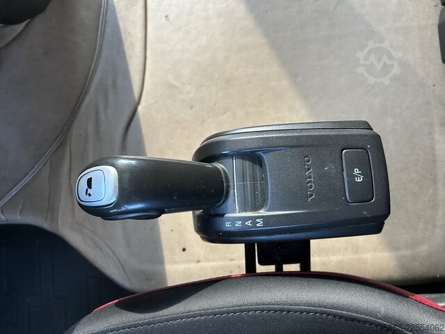 Standard-SZM Volvo FH 460 Globetrotter / 759 dkm / Tacho V2 / Nigh...