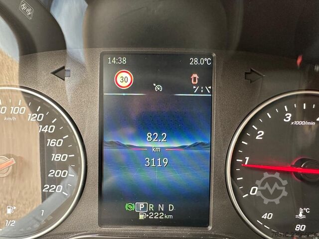 Minibus Mercedes-Benz T 180 Style MBUX+Style+Ambiente+Fahrassist+LED
