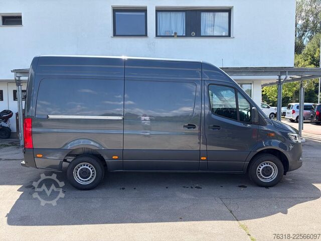 Panel van Mercedes-Benz Sprinter 317 Kasten L2H2 Autom. MBUX Navi Kamera