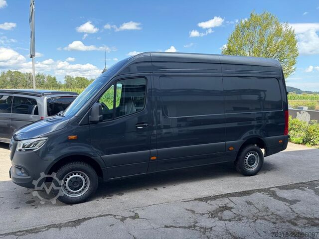 Panel van Mercedes-Benz Sprinter 317 Kasten L2H2 Autom. MBUX Navi Kamera