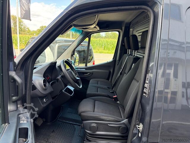 Panel van Mercedes-Benz Sprinter 317 Kasten L2H2 Autom. MBUX Navi Kamera