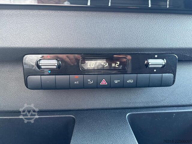 Panel van Mercedes-Benz Sprinter 317 Kasten L2H2 Autom. MBUX Navi Kamera