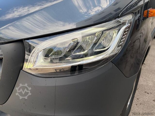 Panel van Mercedes-Benz Sprinter 317 Kasten L2H2 Autom. MBUX Navi Kamera