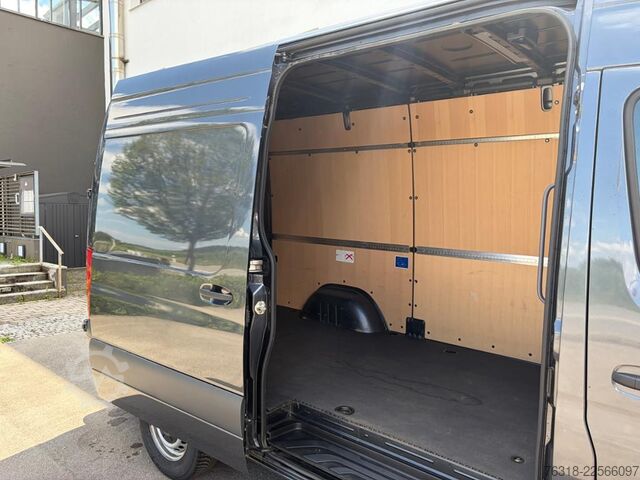 Panel van Mercedes-Benz Sprinter 317 Kasten L2H2 Autom. MBUX Navi Kamera
