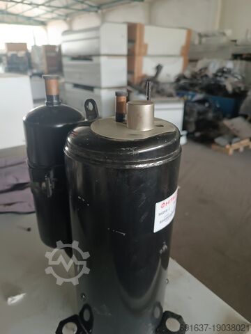 Refrigerant compressor Hitachi SHV33YC6-G