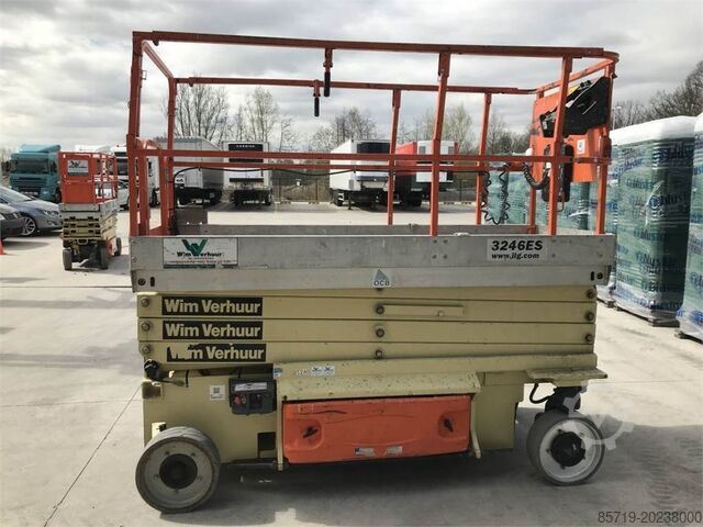 Scissor lift JLG 3246ES (1240)