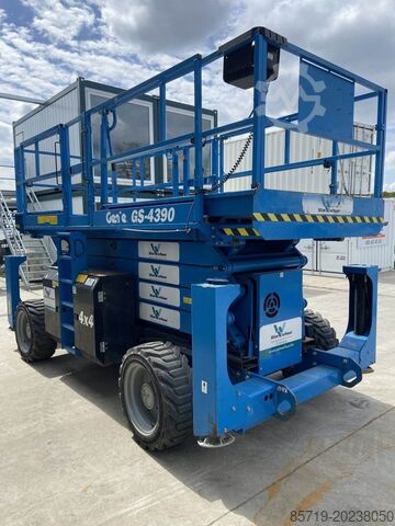 Scissor lift Genie GS4390RT (3214)