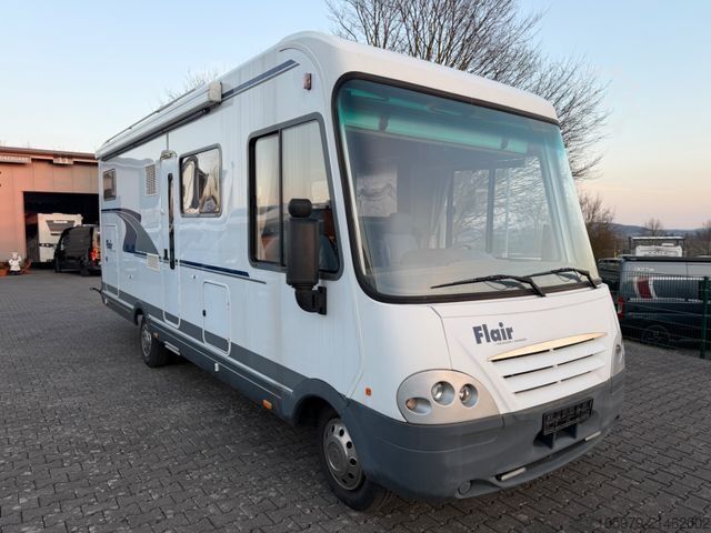 Integrated camper NIESMANN+BISCHOFF Flair 7100