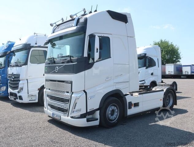 Standard tractor unit Volvo FH 500 Globe XL Retarder I-ParkCool
