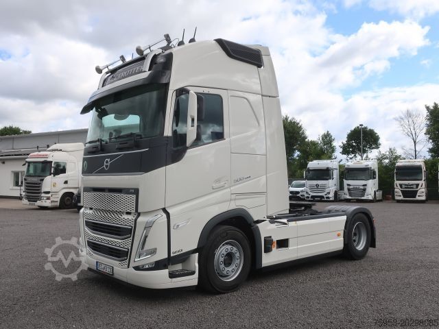 Standard tractor unit Volvo FH 500 Globetrotter XL Retarder I-ParkCool