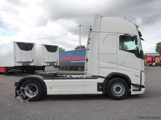 Standard tractor unit Volvo FH 500 Globetrotter XL Retarder I-ParkCool