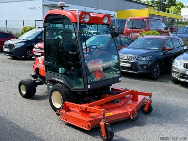Mäher KUBOTA Großflächenfrontmäher F3680 4x4 mit Kabine 25KW