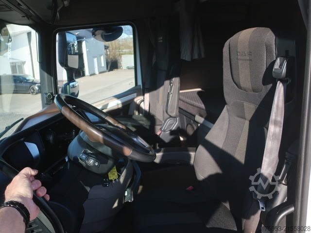 Standard SZM DAF XG+ 530 FT Standklima Intarder 3 Kreis Hydraulik