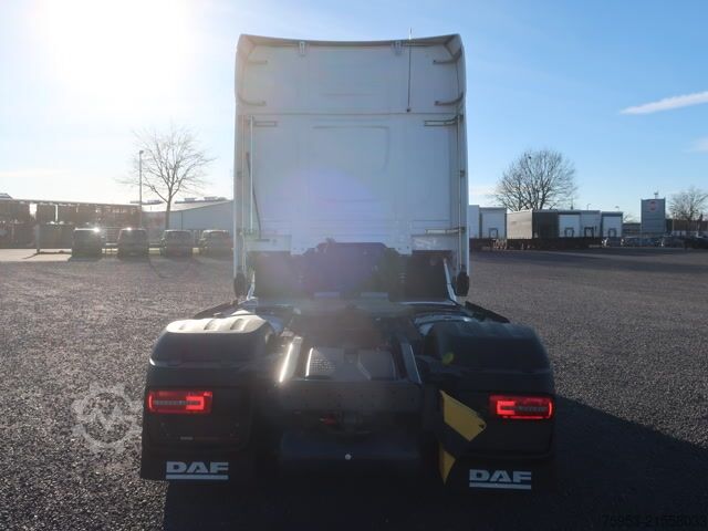 Standard SZM DAF XG+ 530 FT  Standklima Intarder LED