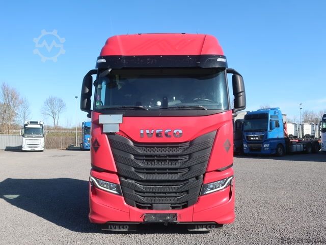Standard SZM Iveco S-Way AS 440 S 46 Intarder PTO