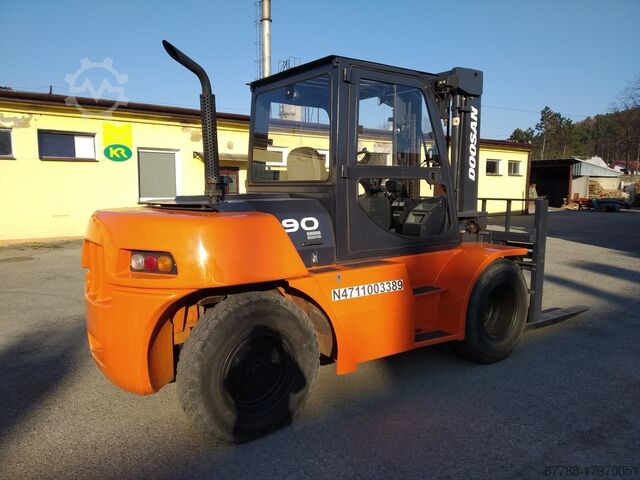 Forklift 9 tons DOOSAN D90S-5