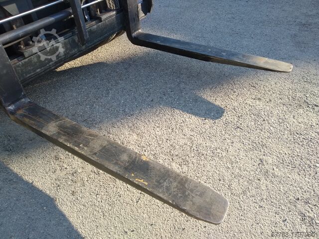 Forklift 9 tons DOOSAN D90S-5