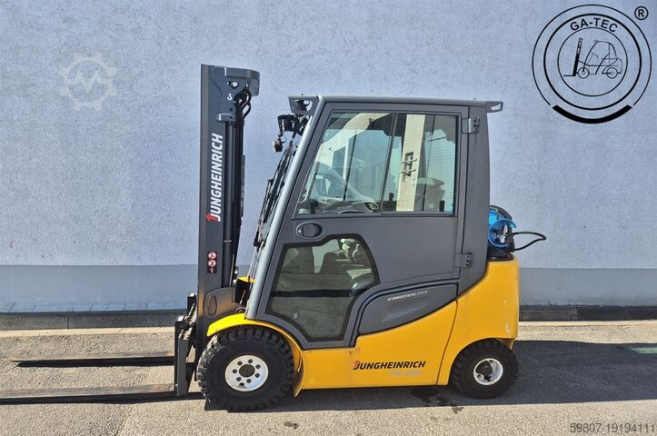 Treibgasstapler Jungheinrich TFG 316S