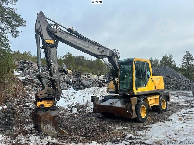 Raupenbagger Volvo EW160B Wheel excavator w/ Rototilt, 1 bucket and s