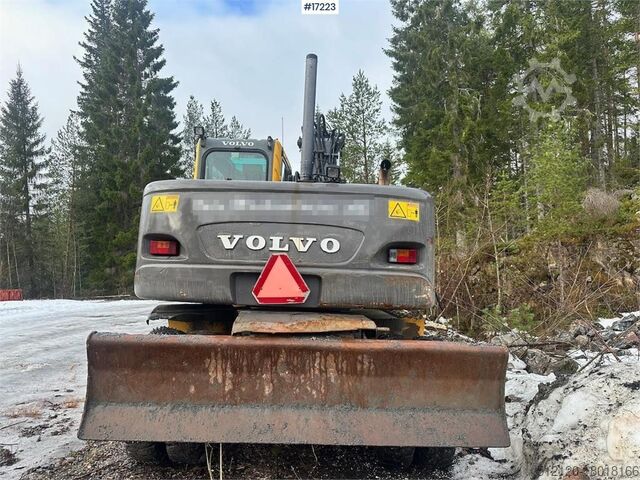 Raupenbagger Volvo EW160B Wheel excavator w/ Rototilt, 1 bucket and s