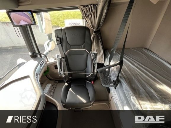 Standard SZM DAF XG 530 FT Alcoa Leder Vollluft Standklima