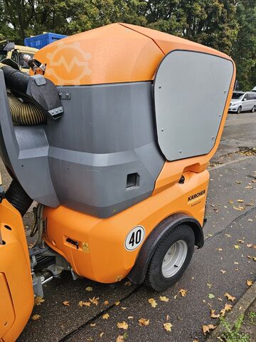 Kehrmaschine Kärcher MC 130 Adv.