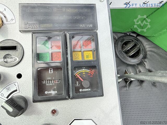 Vierwege-Gabelstapler Combilift C8000 / GAS / DUPLEXX 4700 / FREE LIFT